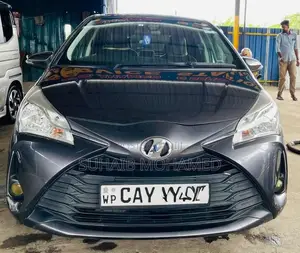 Toyota Vitz 2018 Car (Used)