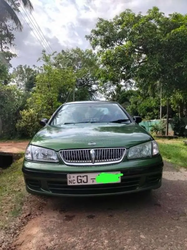 Nissan N16 2001 Car (Used)