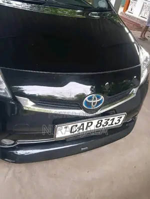 Toyota Prius 2015 Car (Used)