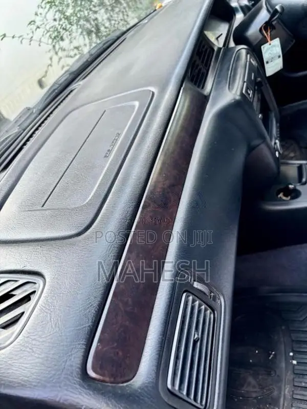 Nissan Bluebird U14 2000 Car (Used)