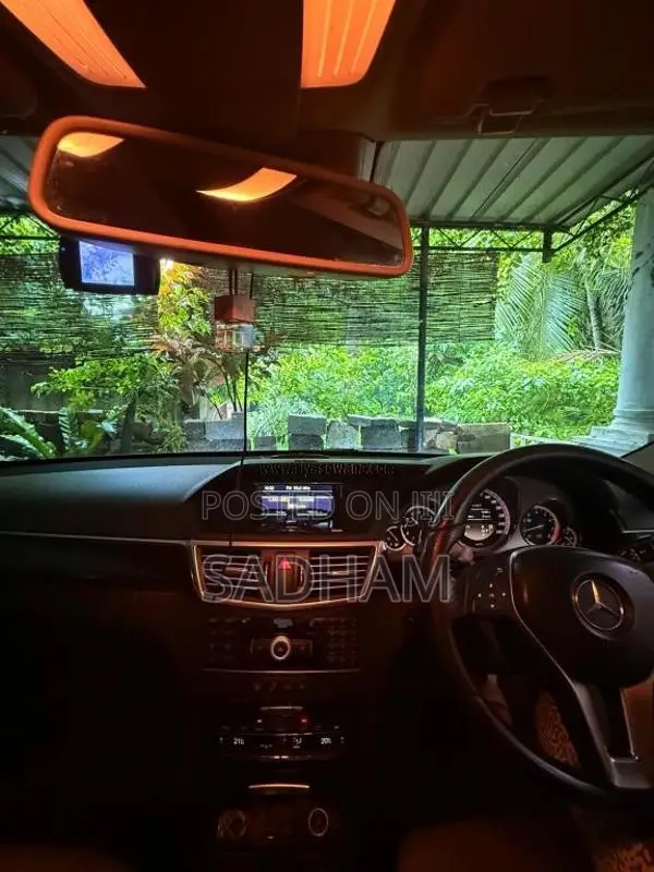 Mercedes-Benz E200 2012 Car (Used)