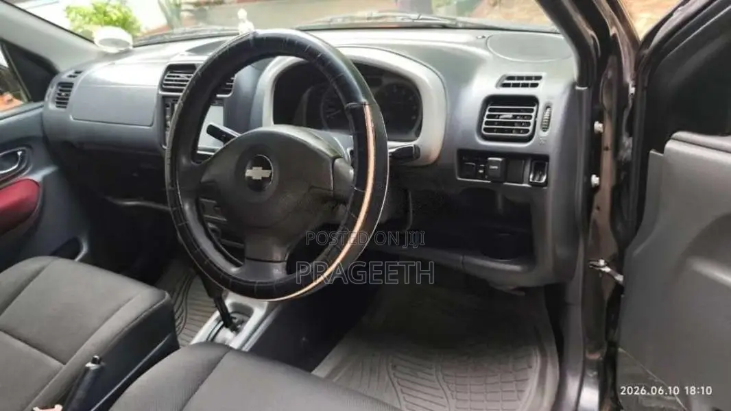 Chevrolet Cruze 2004 Car (Used)