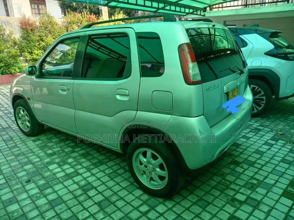 Suzuki Swift 2004 Car (Used)