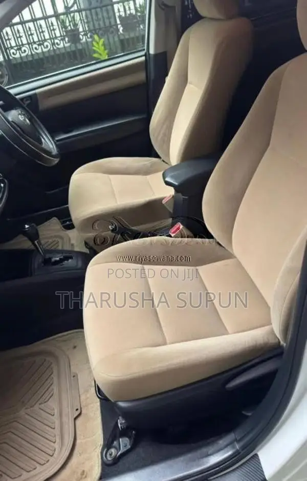 Toyota Axio 2015 Car (Used)