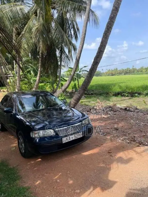 Nissan FB15 2002 Car (Used)