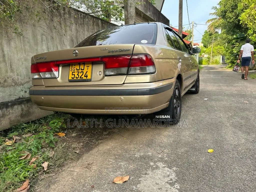 Nissan FB15 2001 Car (Used)