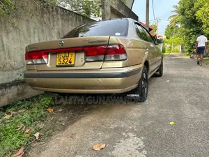 Nissan FB15 2001 Car (Used)