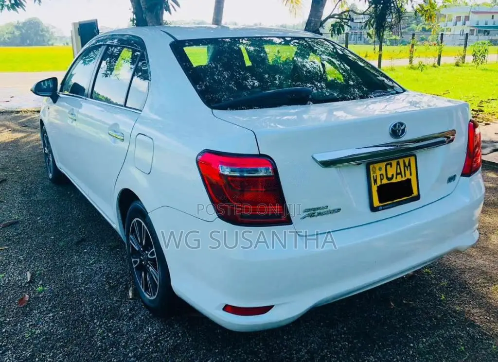 Toyota Axio G Grade 2015 Car (Used)