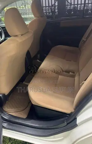 Toyota Axio 2015 Car (Used)