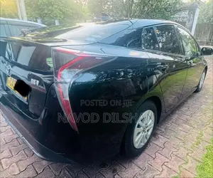Toyota Prius 2016 Car (Used)