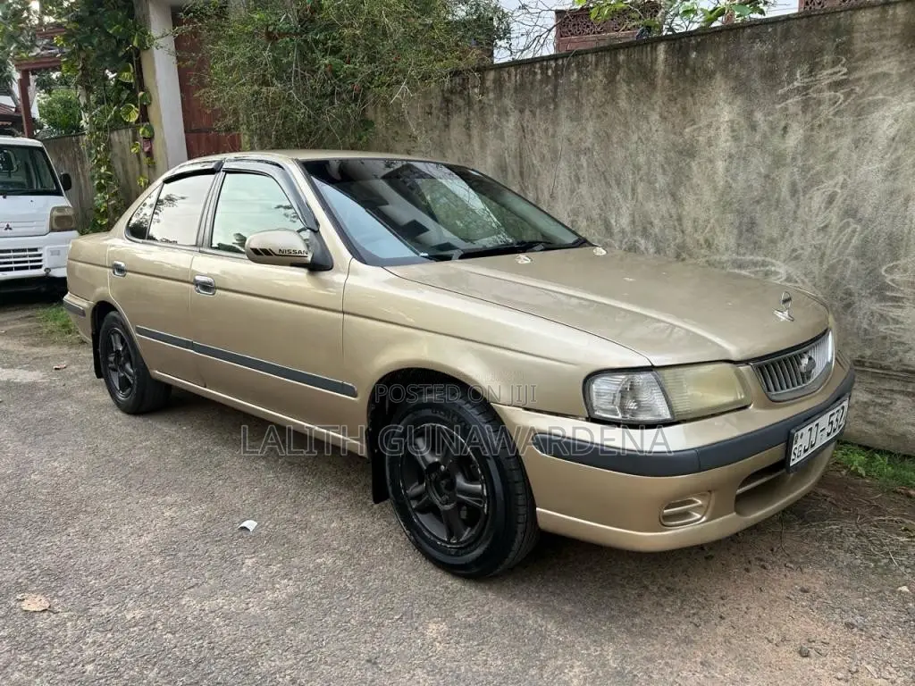 Nissan FB15 2001 Car (Used)