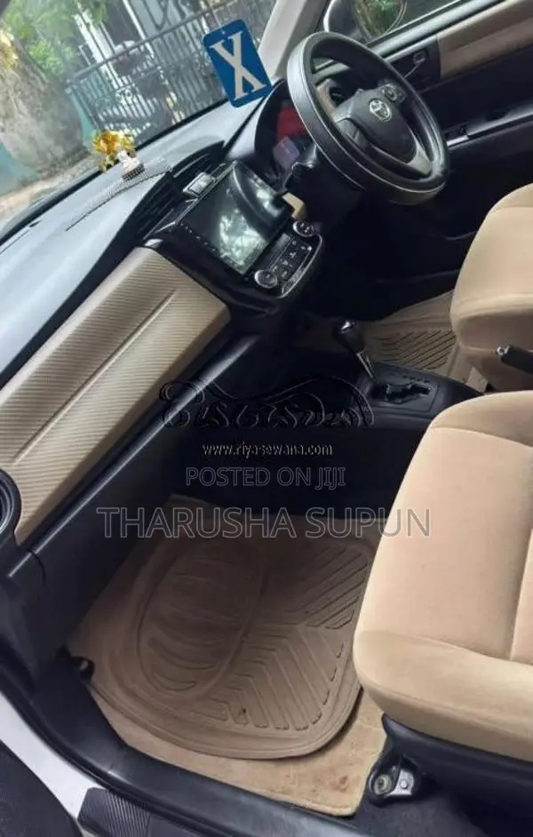 Toyota Axio 2015 Car (Used)