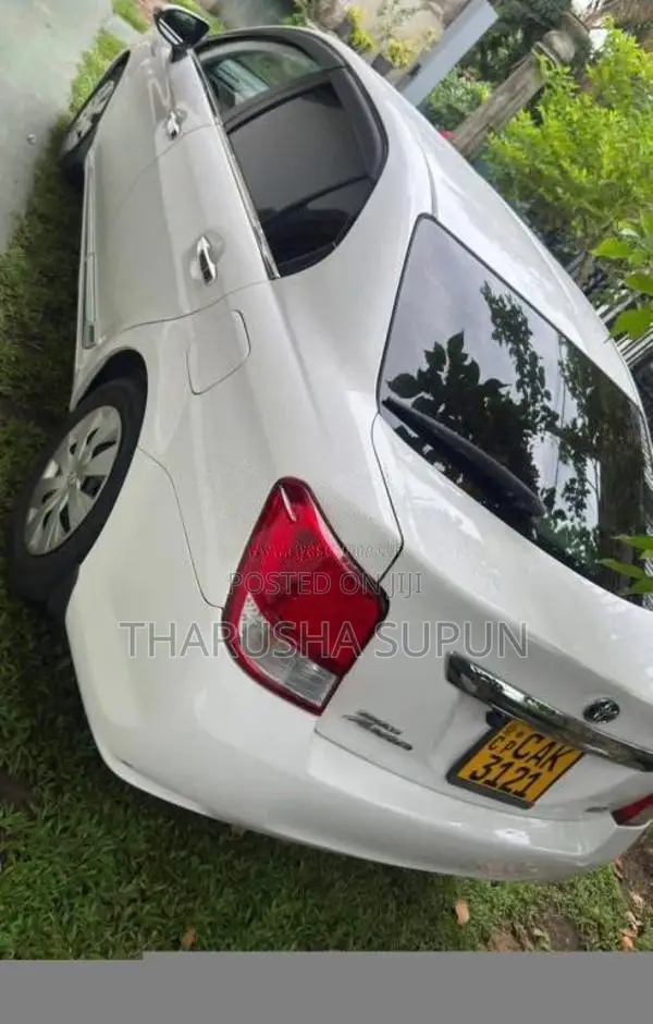 Toyota Axio 2015 Car (Used)