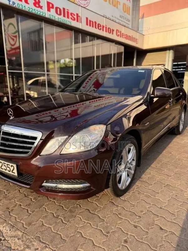 Mercedes-Benz E200 W212 2010 Car (Used)