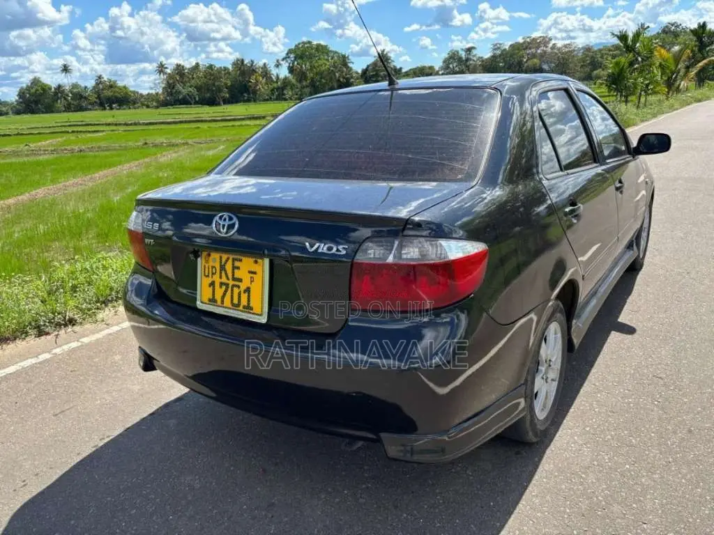 Toyota Vios 2004 Car (Used)