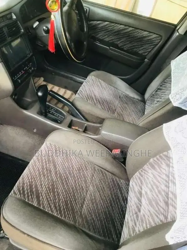 Toyota Corona 1996 Car (Used)