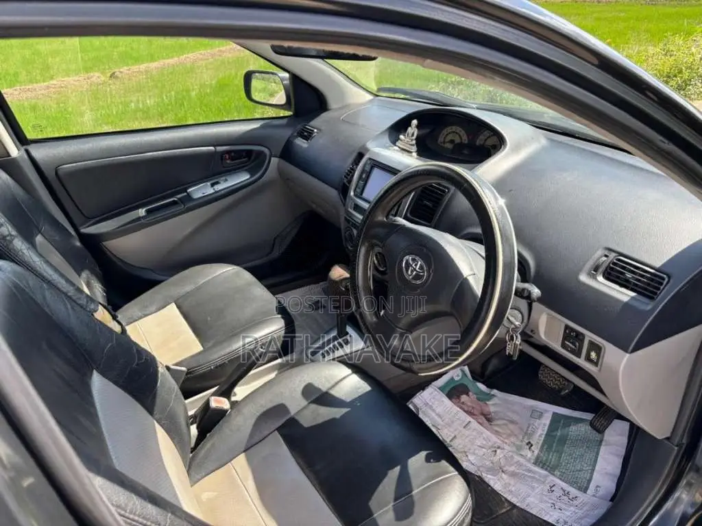 Toyota Vios 2004 Car (Used)