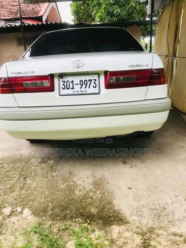 Toyota Corona 1996 Car (Used)