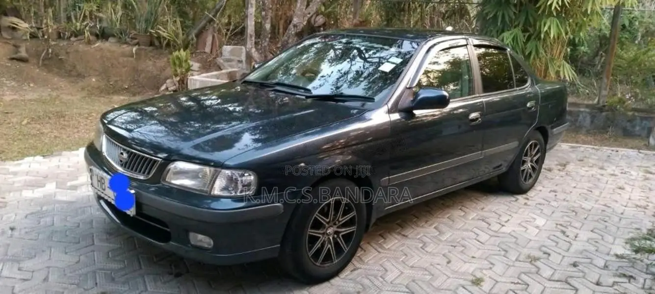 Nissan FB15 Super Saloon 2000 Car (Used)