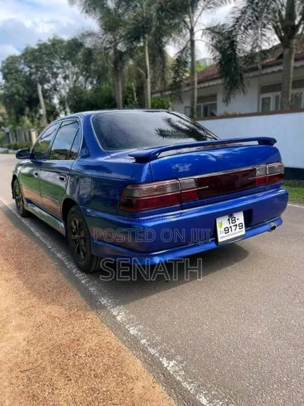 Toyota Corolla 1994 Car (Used)