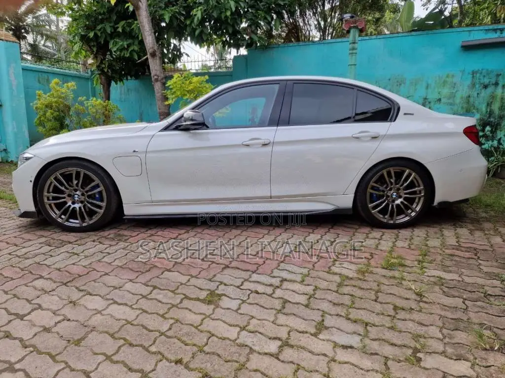BMW 330e M Sport 2016 Car (Used)