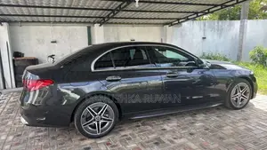 Mercedes-Benz - 2023 Car (Used)