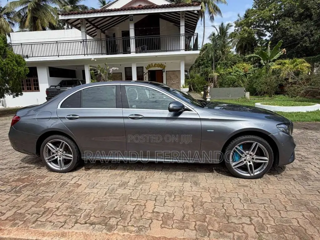 Mercedes-Benz E350e 2017 Car (Used)