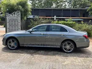 Mercedes-Benz E350e 2017 Car (Used)