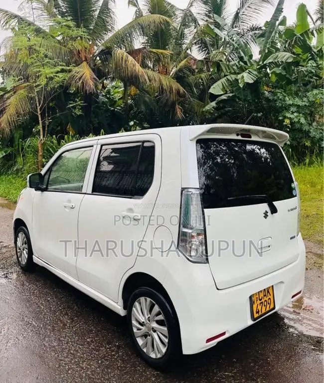 Suzuki Wagon R FZ 2015 Car (Used)