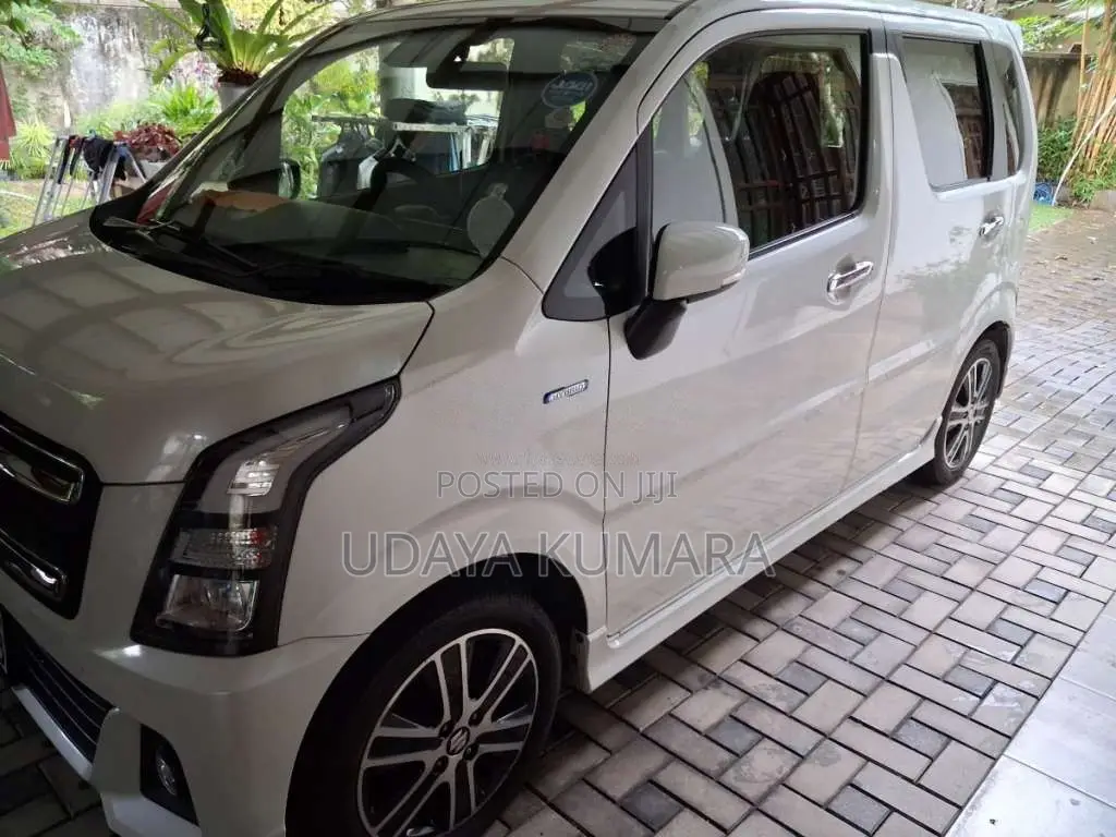 Suzuki Wagon R Stingray 2017 Car (Used)