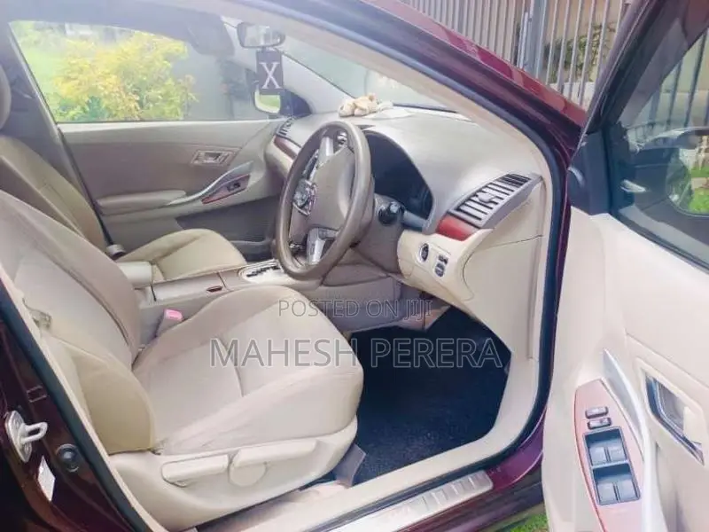 Toyota Premio 2010 Car (Used)