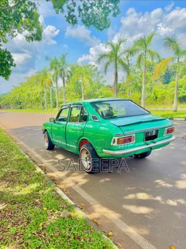 Toyota Corolla KE20 High Delux 1973 Car (Used)