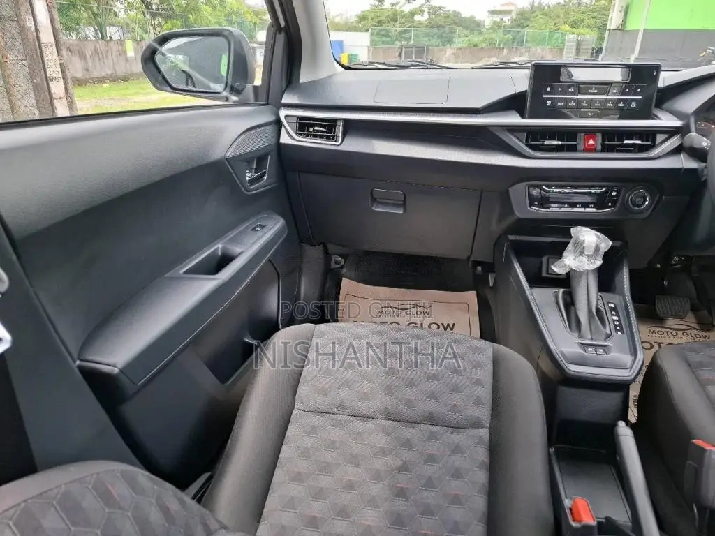 Perodua Axia 2025 Car (Used)