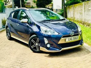 Toyota AQUA URBAN S LIMITED 2015 Car (Used)