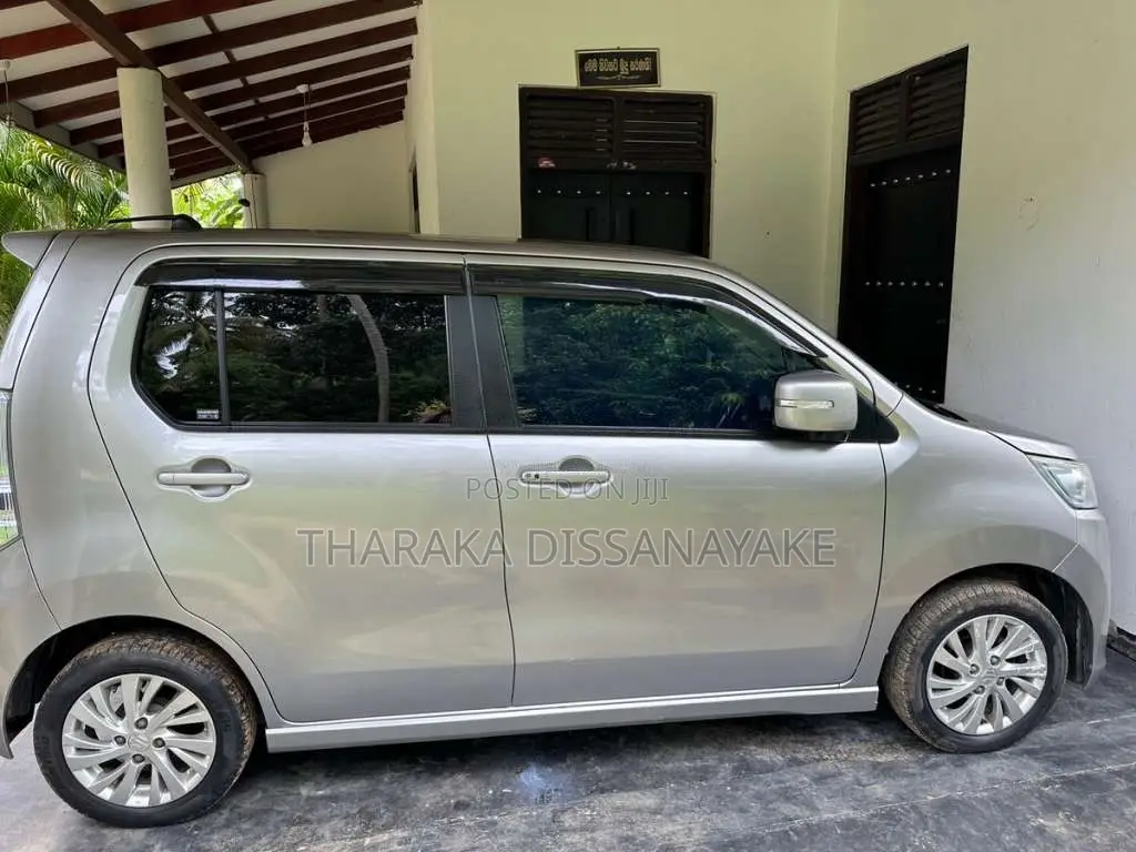 Suzuki Wagon R Stingray 2016 Car (Used)