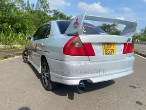 Mitsubishi Lancer 1999 Car (Used)