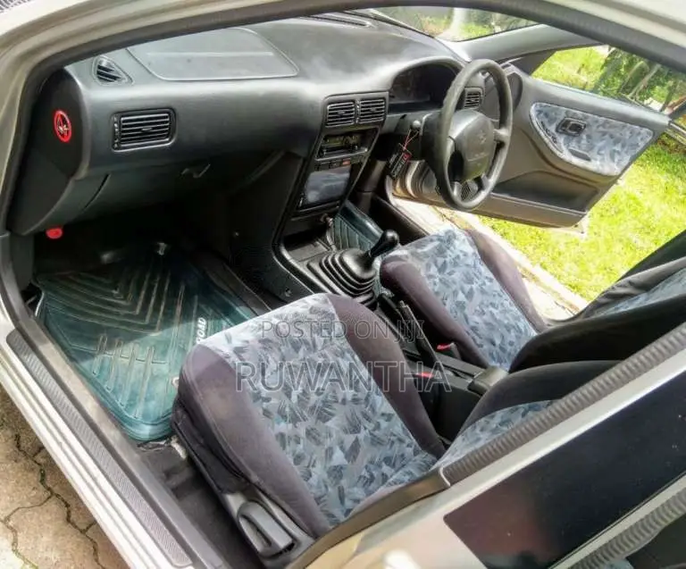 Nissan Wfy10 1997 Car (Used)