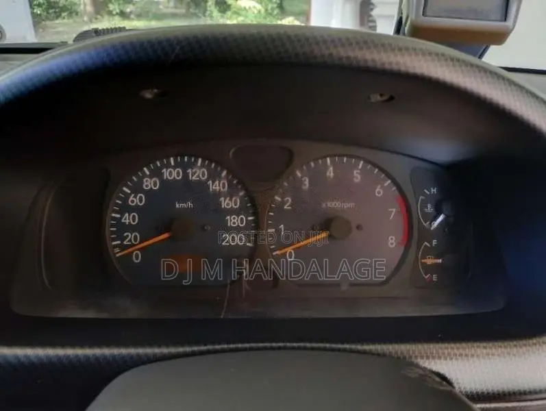Suzuki Ignis 2003 Car (Used)