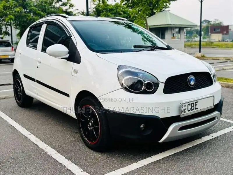 Micro Panda Cross 2018 Car (Used)