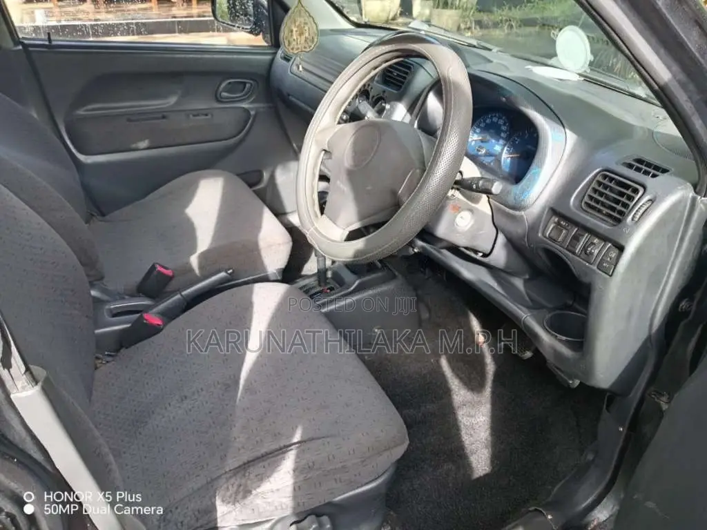 Suzuki Swift 2004 Car (Used)
