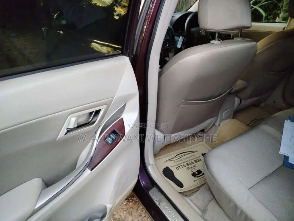 Toyota Premeo G Superior 2011 Car (Used)