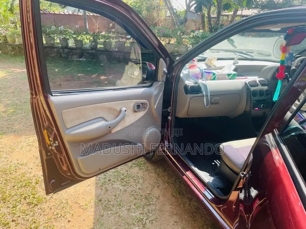 Tata Indica 2015 Car (Used)