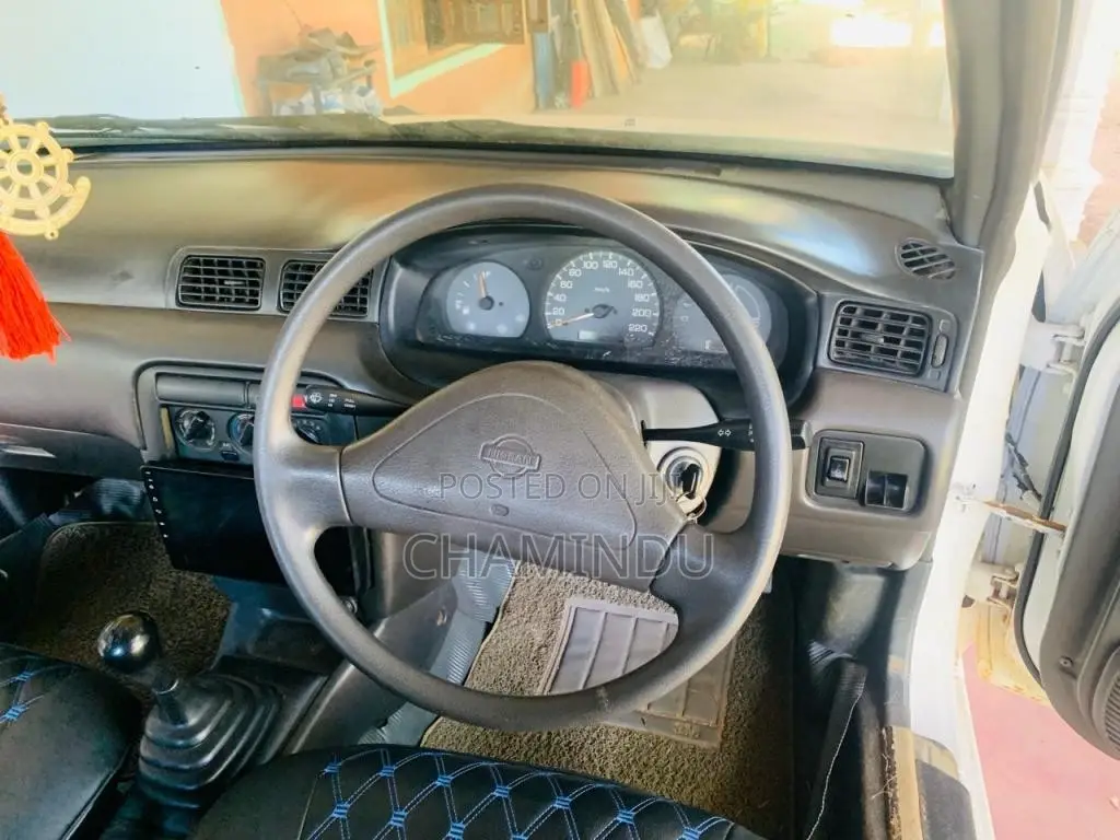 Nissan Sunny 1998 Car (Used)