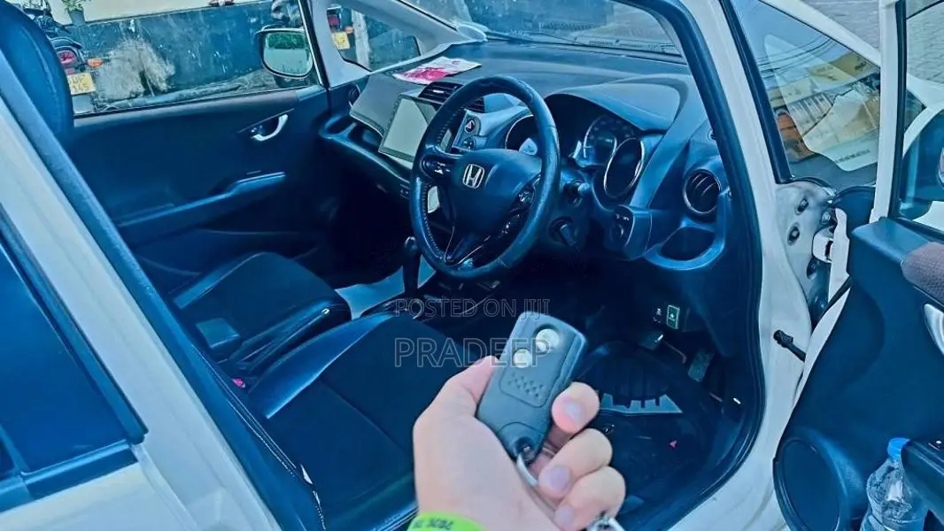 Honda Fit Shuttle Gp2 2012 Car (Used)