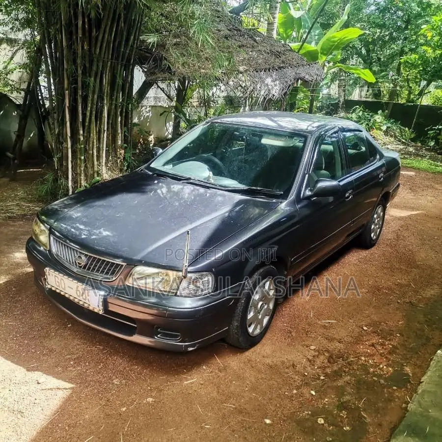 Nissan FB15 2000 Car (Used)