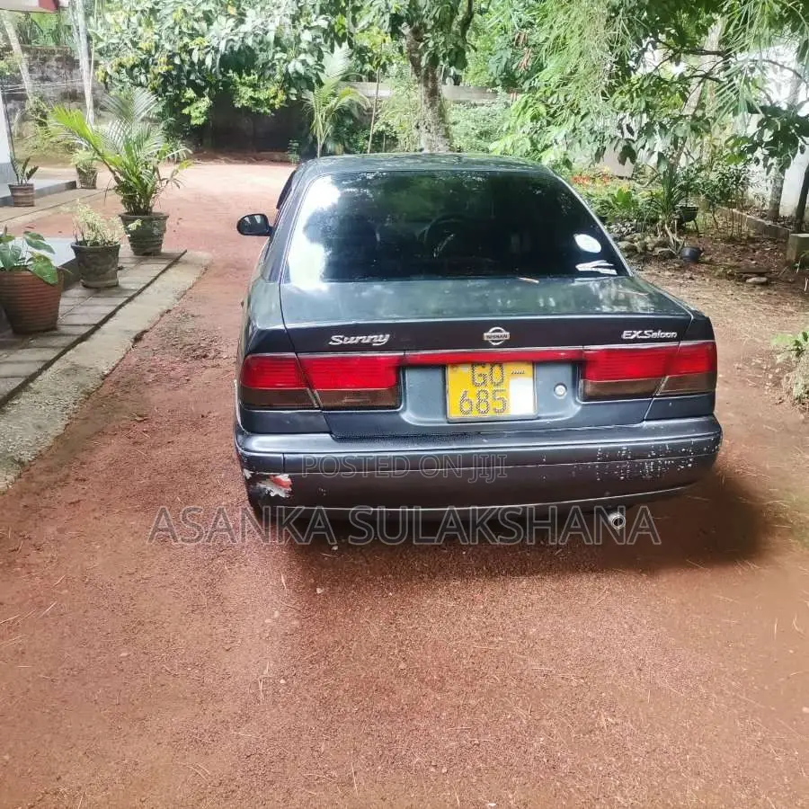Nissan FB15 2000 Car (Used)
