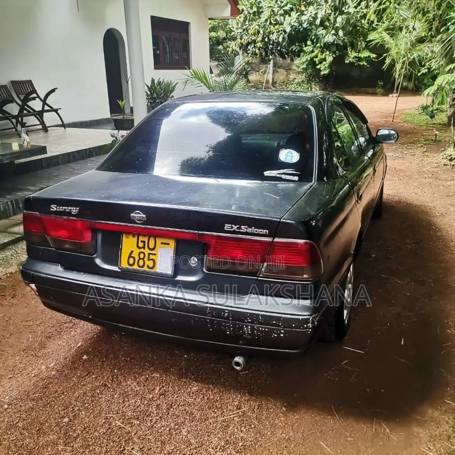 Nissan FB15 2000 Car (Used)