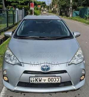 Toyota Aqua G Grade 2012 Car (Used)