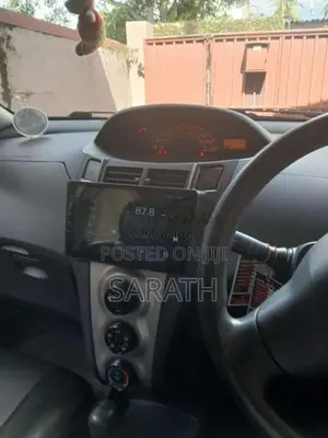 Toyota Vitz 2010 Car (Used)