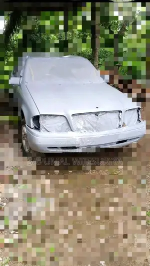 Mercedes-Benz - 202 1994 Car (Used)